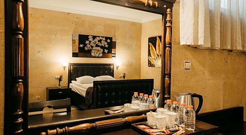 Royal Stone Houses - Goreme