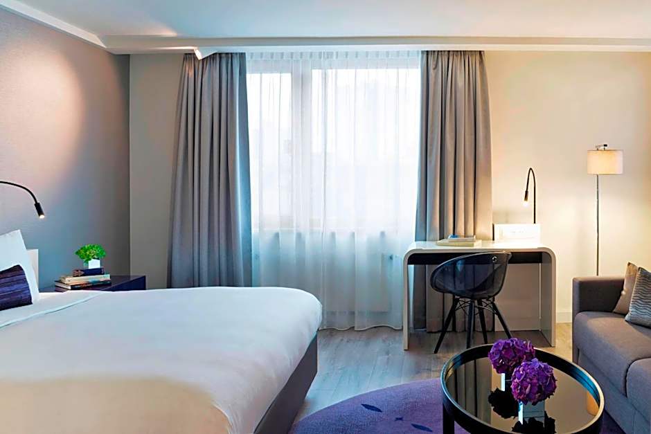 Renaissance® Vienna Schonbrunn Hotel