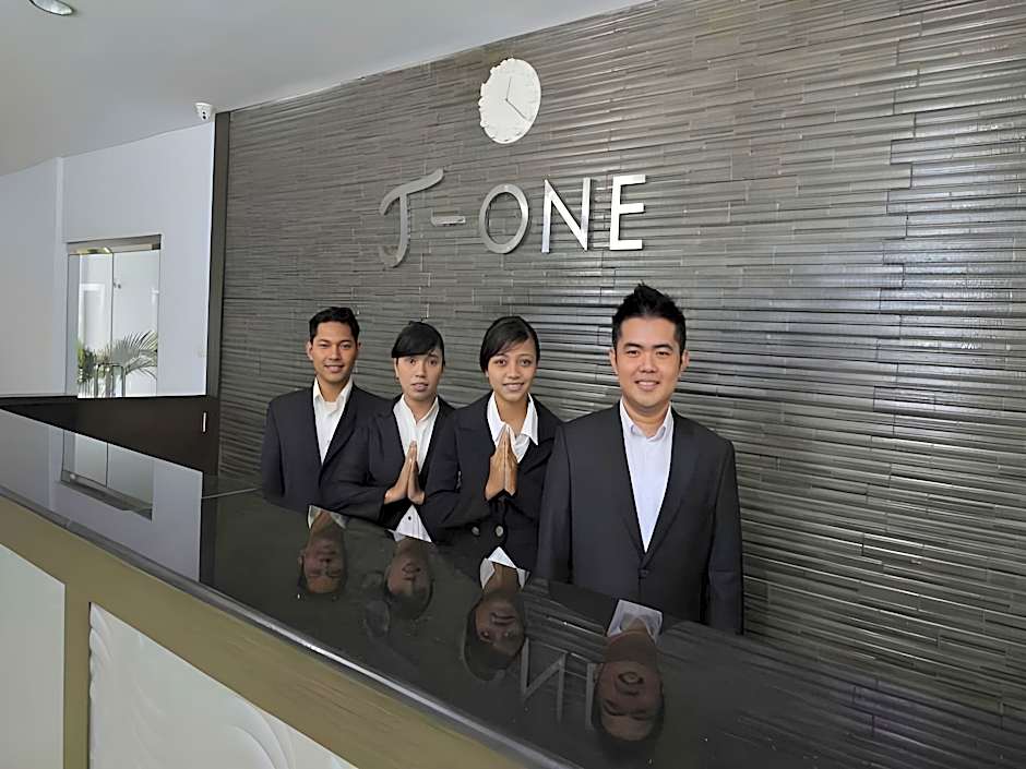 T-One Hotel