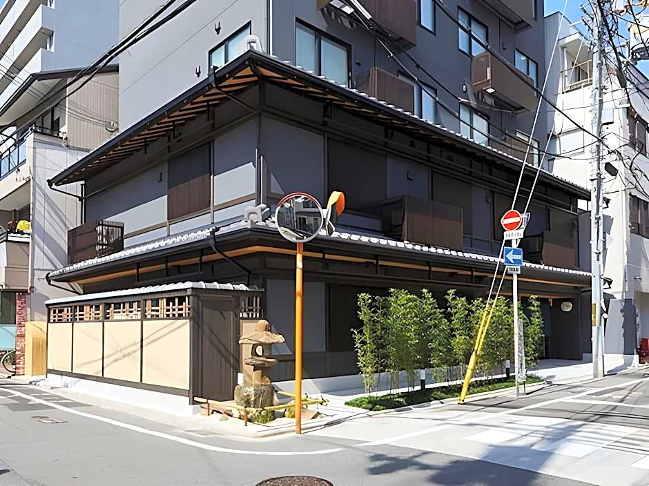 Rinn Shijo Nishinotoin