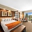 Lucky Gem Luxury Suite MGM Signature, Balcony Strip View 2605