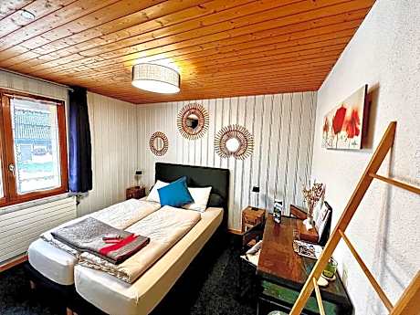 Double or Twin Room with Shower