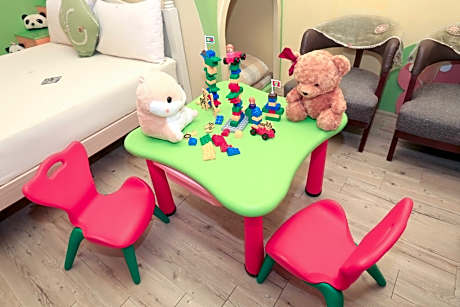 Superior Family Room