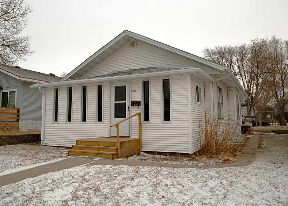 East Side Motel & Cabins