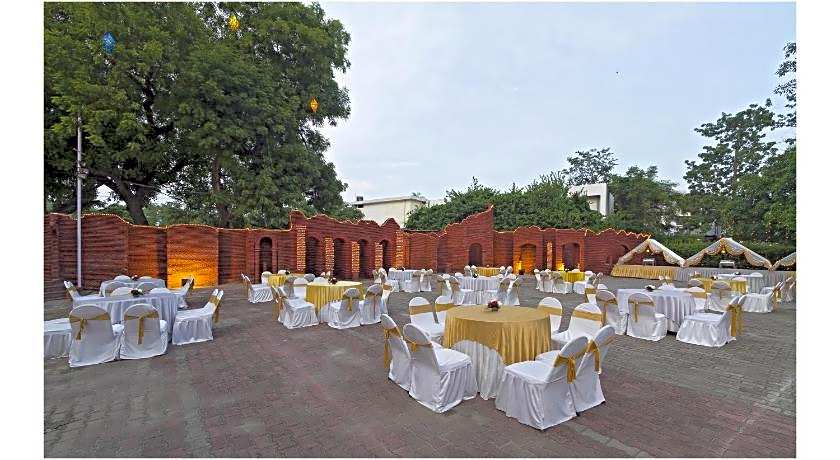 Clarks Avadh, Lucknow