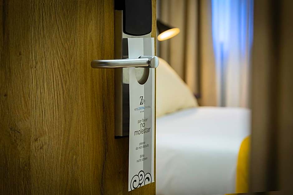 Hotel Zentral Mayoral