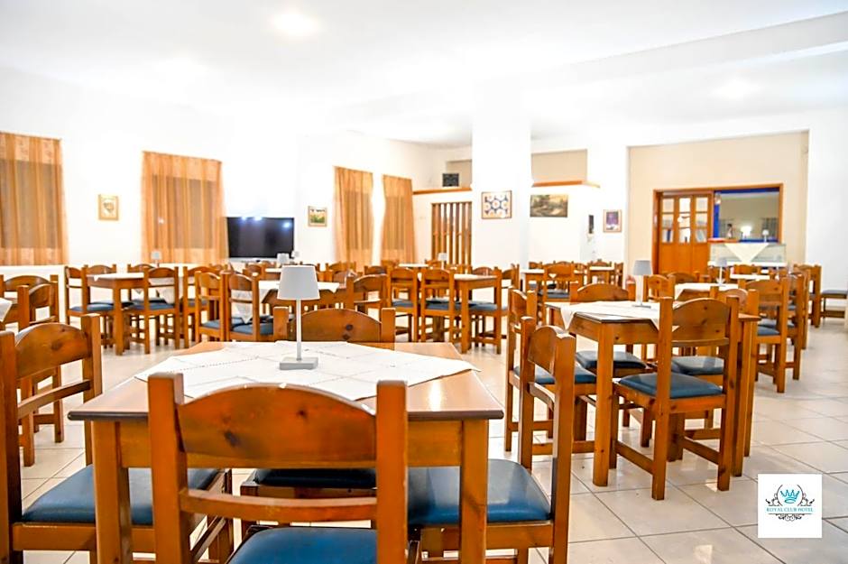 Royal Club Hotel - Aqua Poolside Bliss