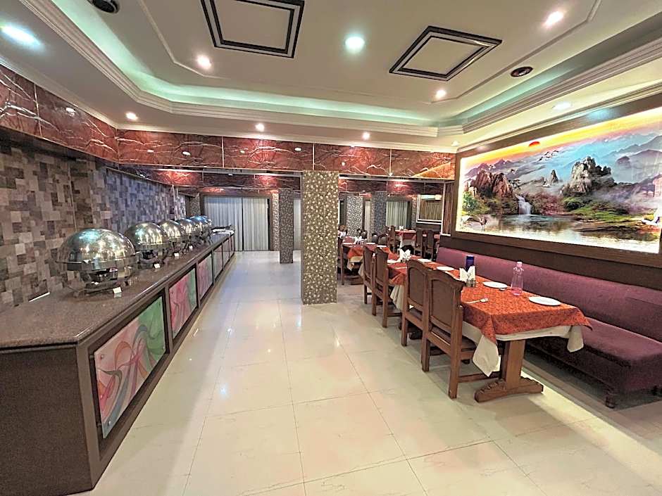 Hotel Delta International