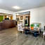 Quality Inn & Suites Leesburg Chain of Lakes