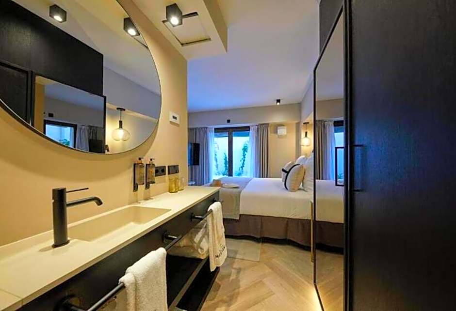 Belle Marivent Mediterranean Petit Hotel