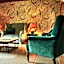 Exclusive Suites The Secret Garden