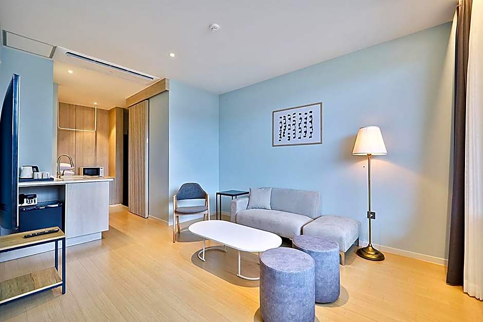 Browndot Signature Hotel