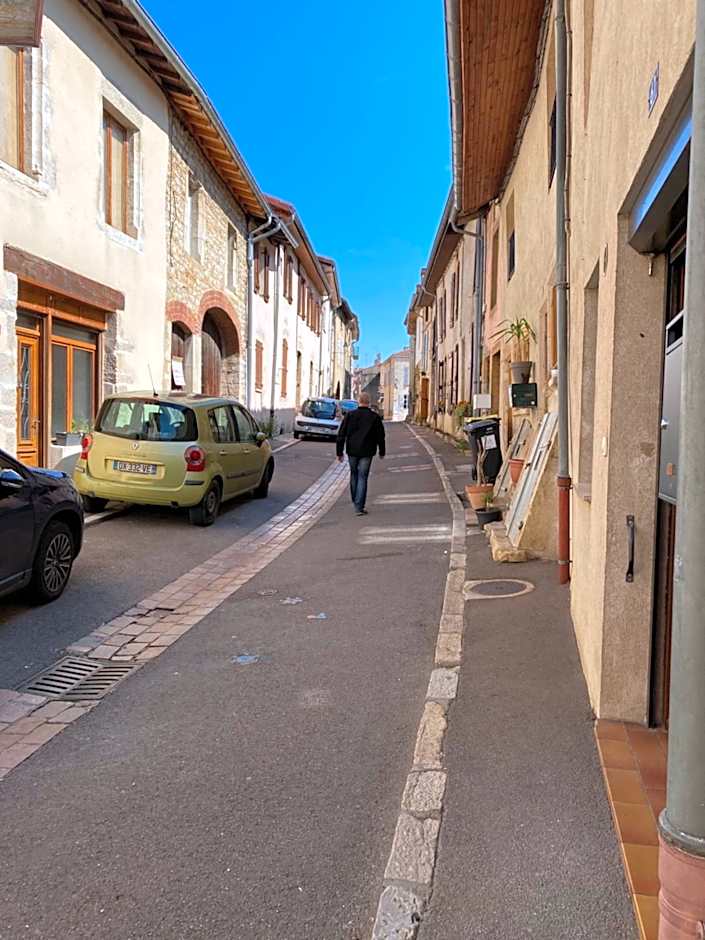 Logis Hôtel Restaurant Vuillot