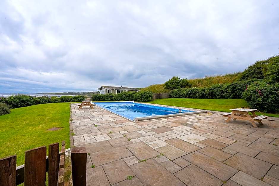 Sauchope Links Holiday Lodge and Glamping Park