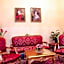 Pension Opera Suites I Self Check In I AC in all rooms