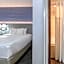 Comfort Inn & Suites At Dollywood Lane