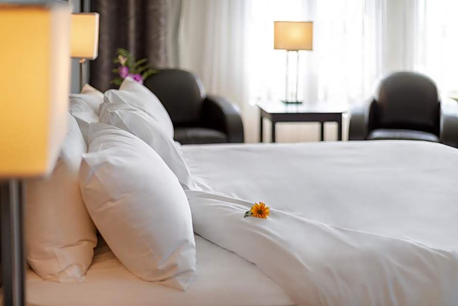Imperia Hotel & Suites Saint-Eustache