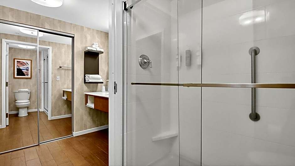 Hampton Inn By Hilton & Suites Chippewa Falls