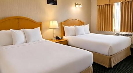 Travelodge by Wyndam Chetwynd