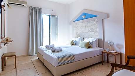 Two-Bedroom Apartment with Pool View