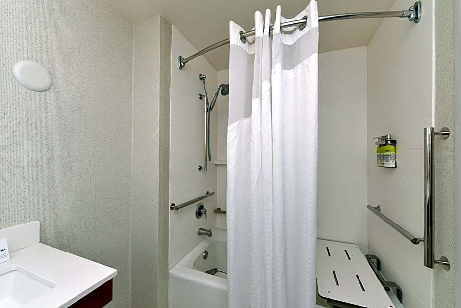 Holiday Inn Express Lodi By IHG