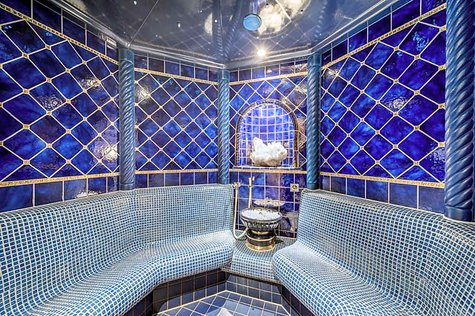 Aktiv- & Wellnesshotel Bergfried