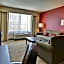 Holiday Inn & Suites Bakersfield by IHG