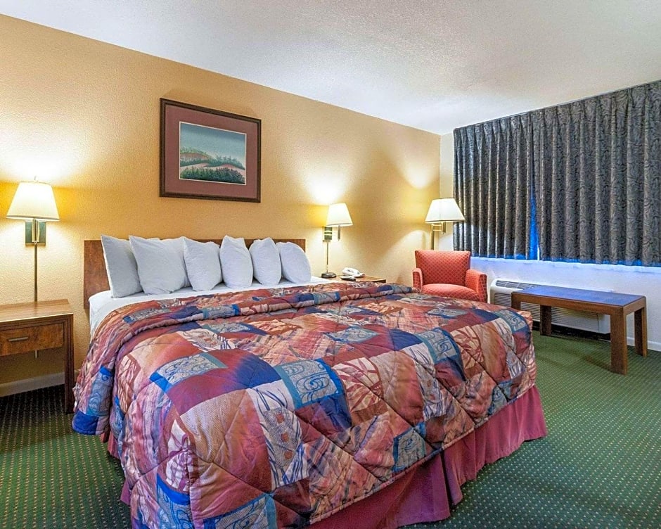 Rodeway Inn