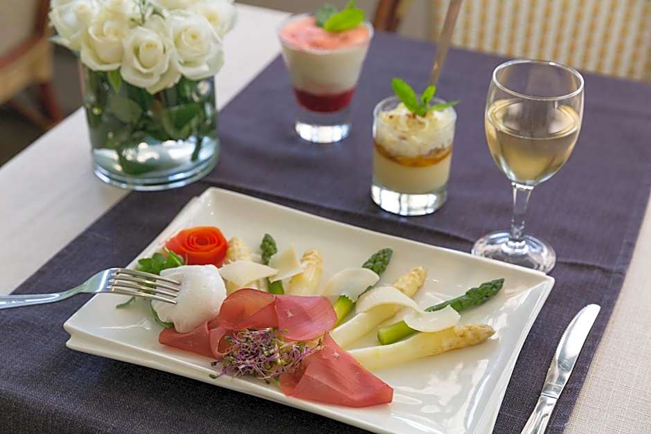 HOTEL LES MARRONNIERS