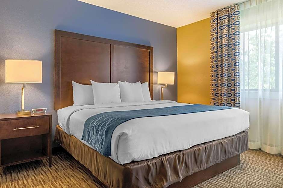 Suburban Studios Arlington Heights - Elk Grove