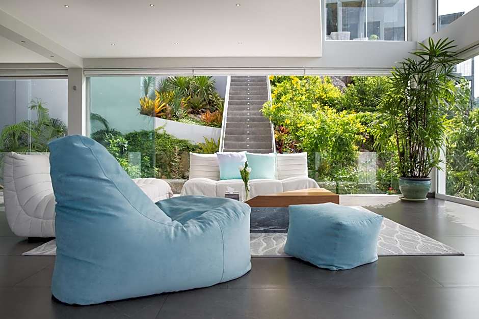 Panoramic Duplex Studio