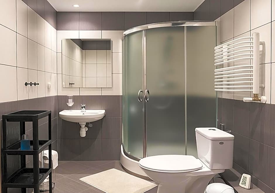 Babel Hostel, Dworzec PKP, Rynek