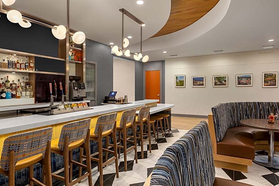 Hotel Indigo Columbus Architectural Center By IHG