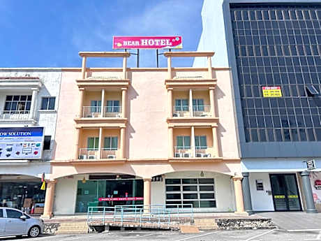 BEAR HOTEL NILAI