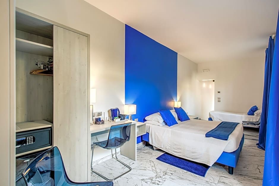 Hotel Boston