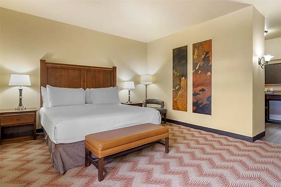 Best Western Plus Cimarron Hotel & Suites