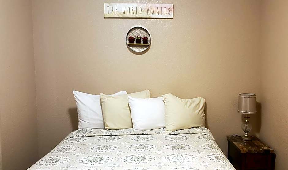 Red Rock Motel and Dam Motel