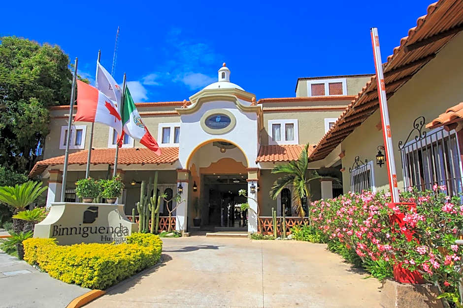 Binniguenda Huatulco & Beach Club