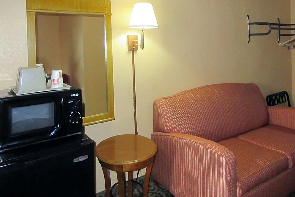 Utica Stay Inn – Utica, NY