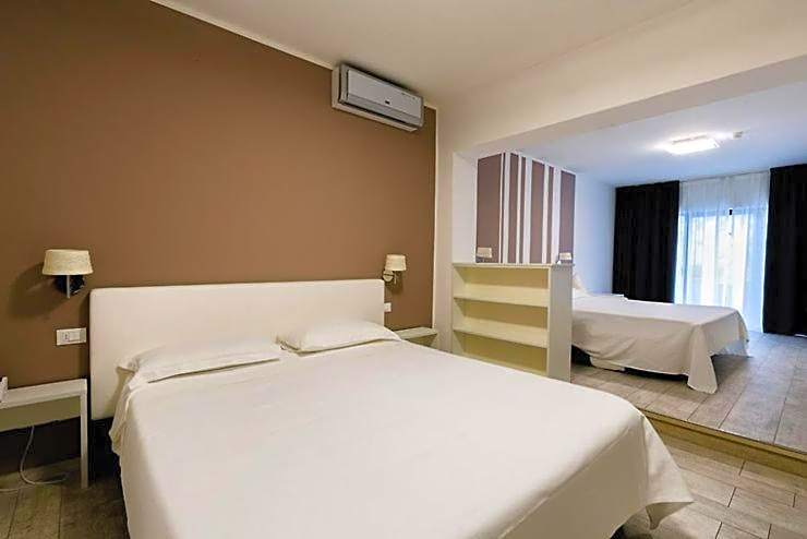 Hotel Saviola