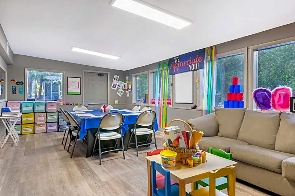 Parkway International Resort