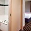 La Quinta Inn & Suites by Wyndham Rockford
