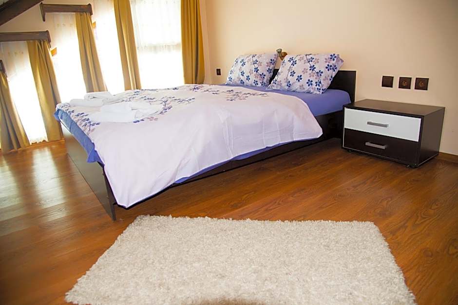 Romantica Forest Guest House