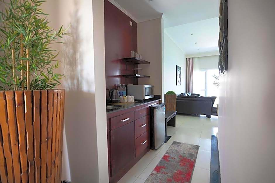 Golden Ocean Marina Hotel