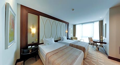 Premium Room With 2 Single Beds