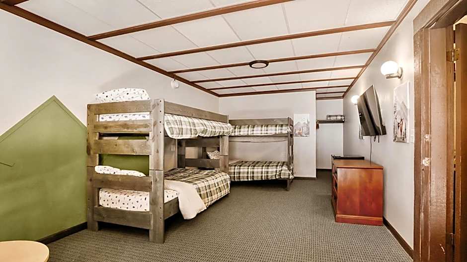 Georgetown Lodge