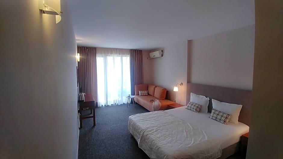 Family Hotel Muses