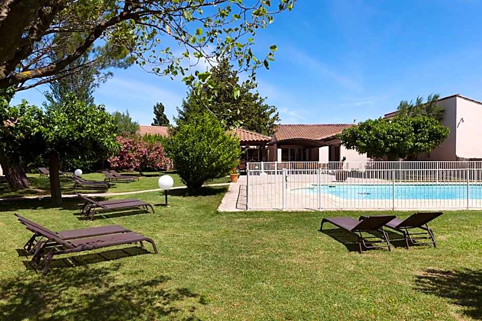 Golden Tulip Avignon Le Paradou