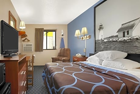 Queen Room with Bath Tub - Mobility/Hearing Accessible - Non-Smoking