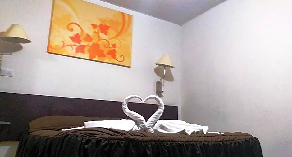 Hotel Trevi